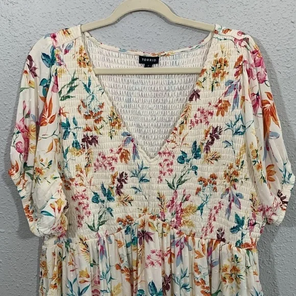 Torrid Floral Print Midi Swiss Dot Shirred Dress with Pockets size 3X - Picture 3 of 16